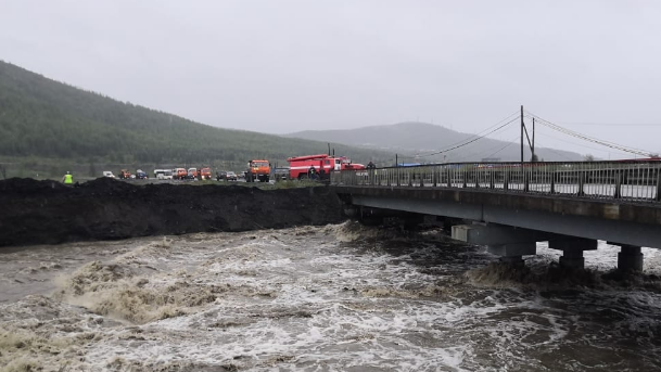 Уровень воды в реках в Магаданской области начал снижаться